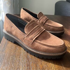 Indigo Rd Women's Brown Vegan Suede Willie Lug Sole Loafers | Size 8